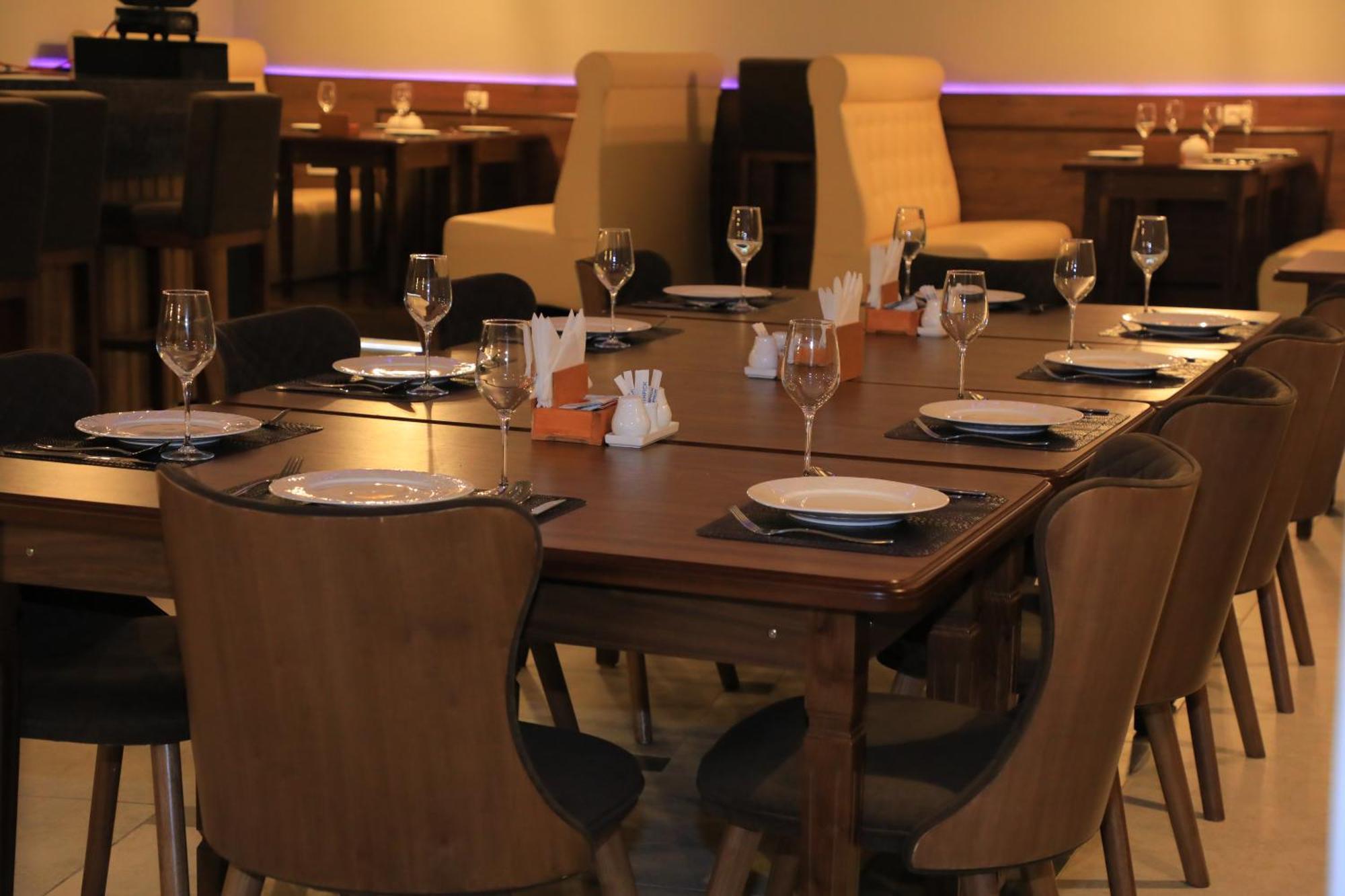 נאבוי Hobiz Hotel מראה חיצוני תמונה