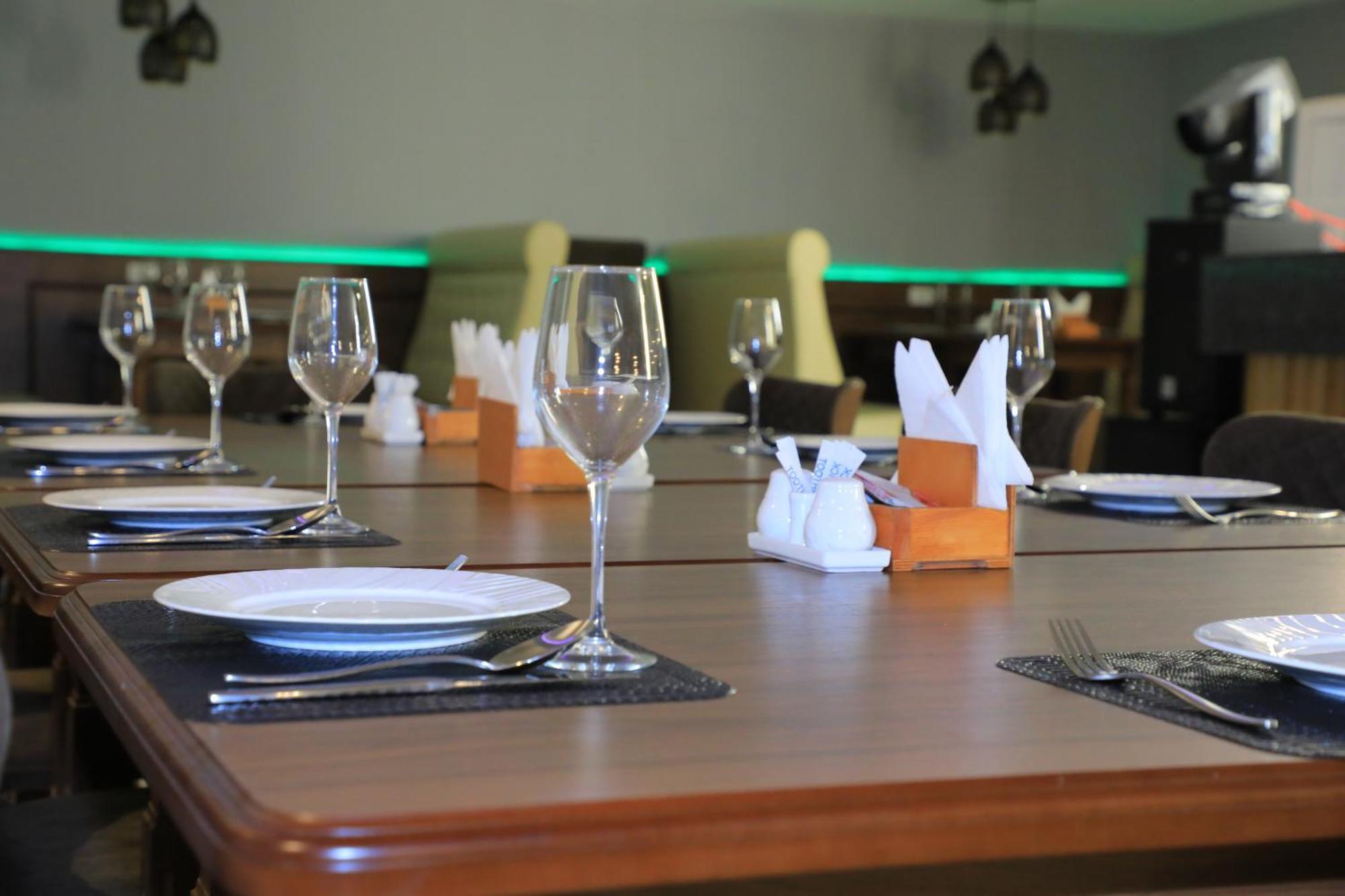 נאבוי Hobiz Hotel מראה חיצוני תמונה