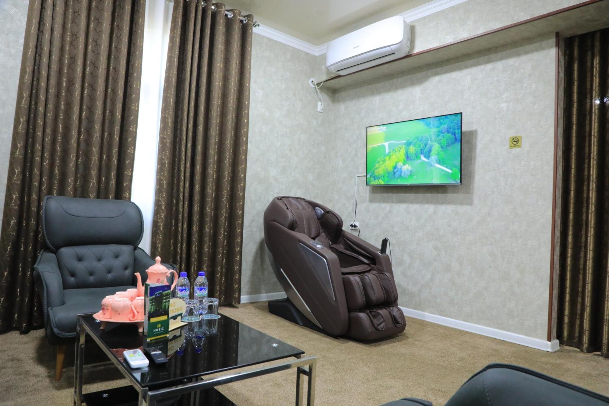 נאבוי Hobiz Hotel מראה חיצוני תמונה