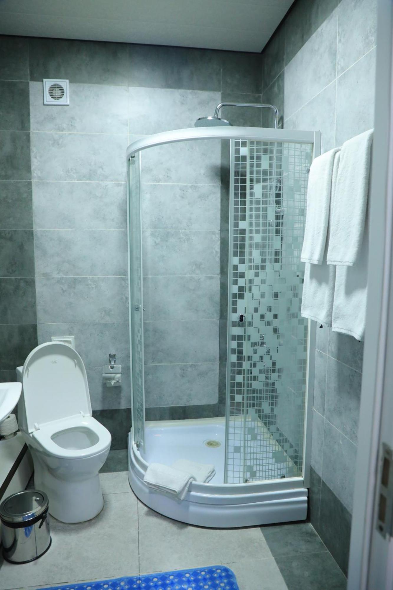 נאבוי Hobiz Hotel מראה חיצוני תמונה