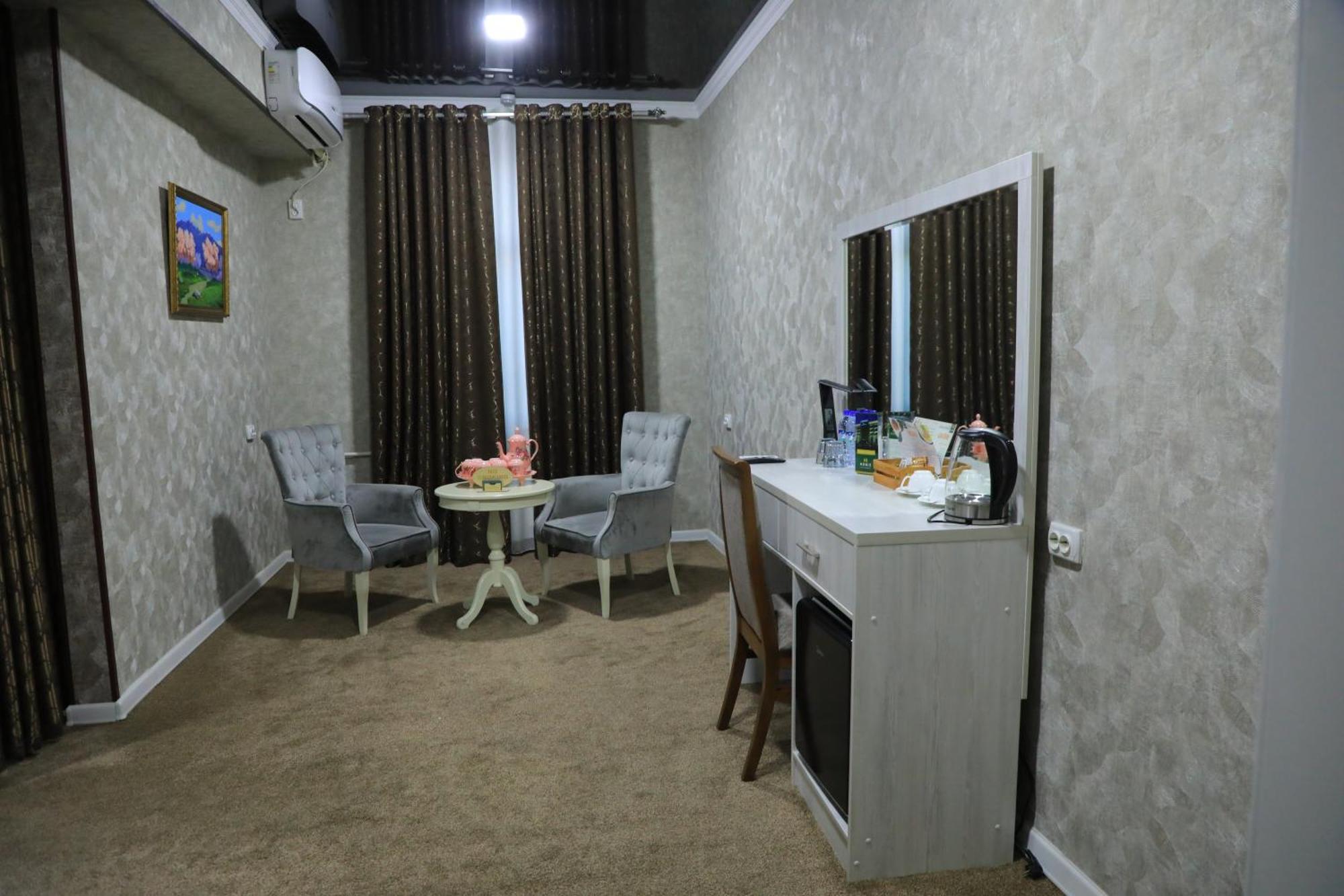 נאבוי Hobiz Hotel מראה חיצוני תמונה