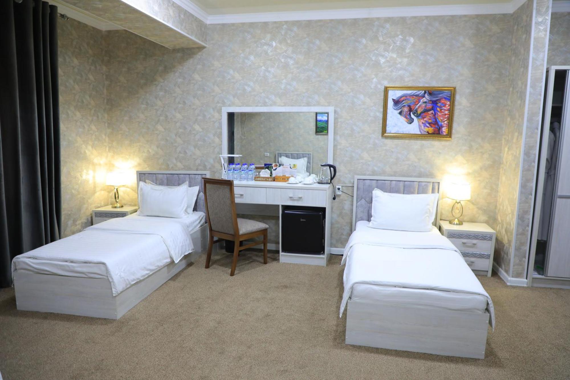 נאבוי Hobiz Hotel מראה חיצוני תמונה